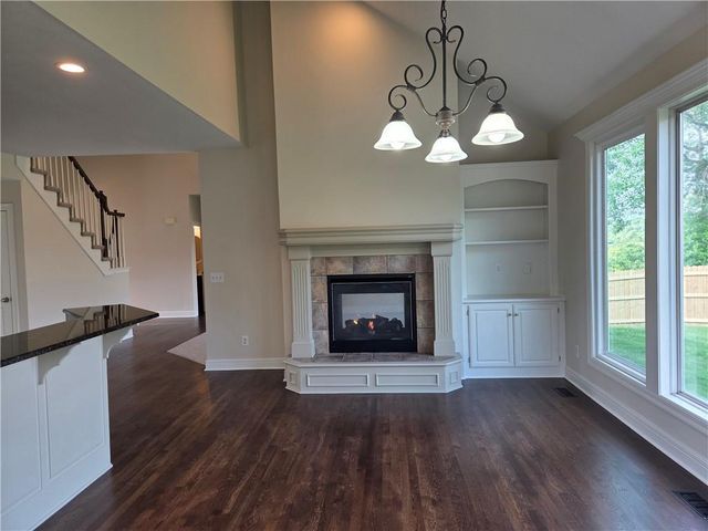 7024 Constance Street, Shawnee, KS 66216