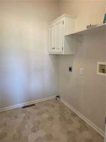 7024 Constance Street, Shawnee, KS 66216