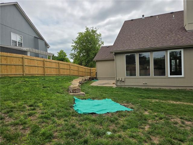 7024 Constance Street, Shawnee, KS 66216