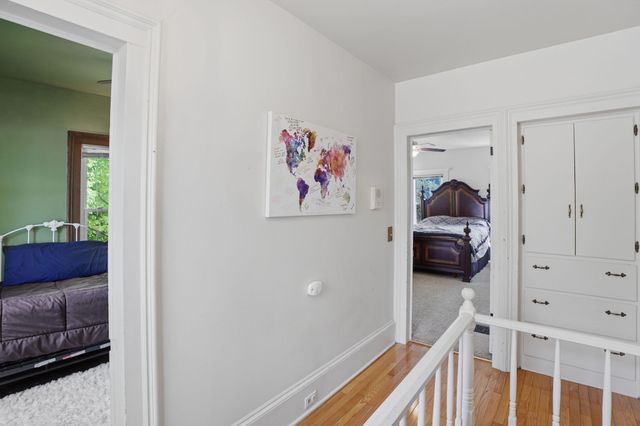 127 W Bridge Street, Plainwell City, MI 49080