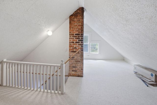 127 W Bridge Street, Plainwell City, MI 49080