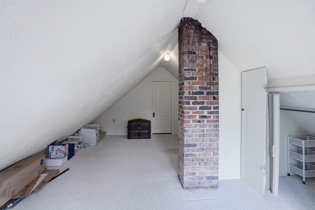 127 W Bridge Street, Plainwell City, MI 49080