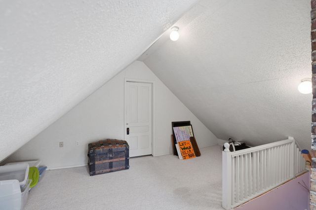127 W Bridge Street, Plainwell City, MI 49080
