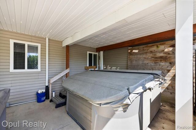 5164 Birch Lane, Davisburg, MI 48350