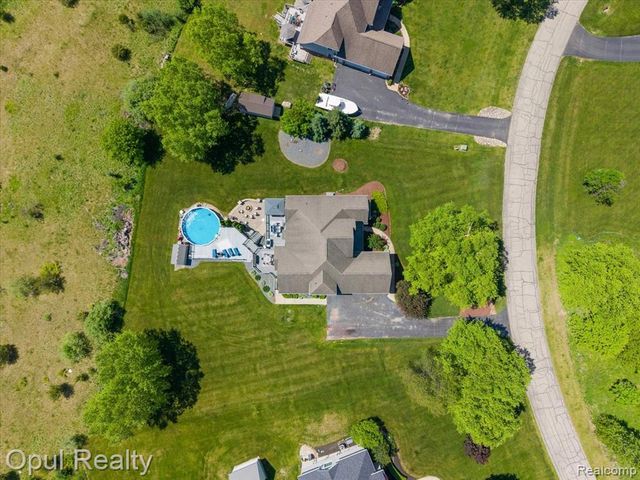 5164 Birch Lane, Davisburg, MI 48350