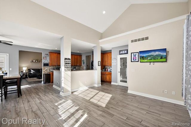 5164 Birch Lane, Davisburg, MI 48350
