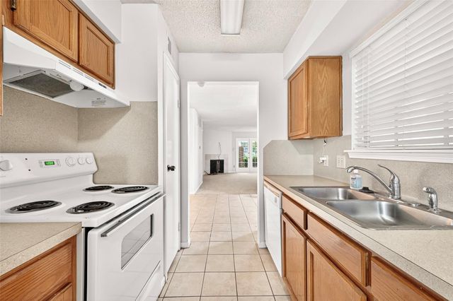 1515 Sandy Springs Road 3001, Houston, TX 77042