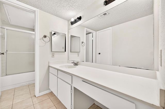 1515 Sandy Springs Road 3001, Houston, TX 77042
