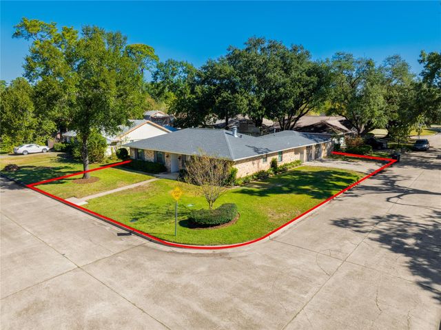 4402 Fallbrook Drive, Houston, TX 77018