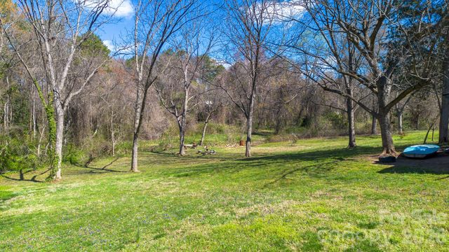 218 W 28th Street, Newton, NC 28658