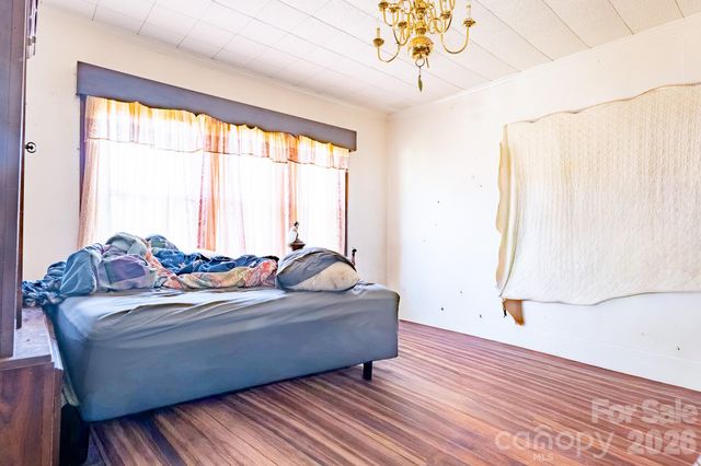 218 W 28th Street, Newton, NC 28658