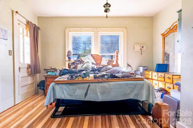 218 W 28th Street, Newton, NC 28658