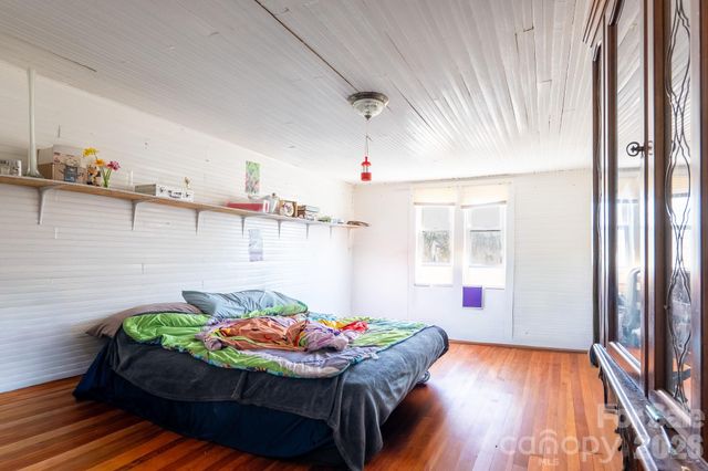 218 W 28th Street, Newton, NC 28658