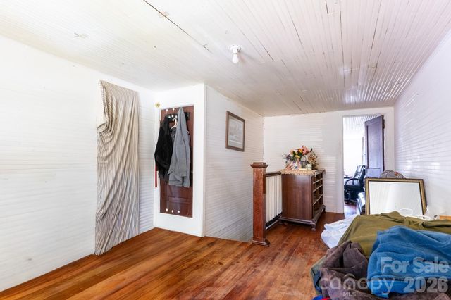 218 W 28th Street, Newton, NC 28658