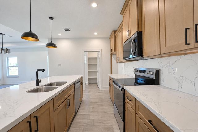 10935 Seibel Lane, Montgomery, TX 77356