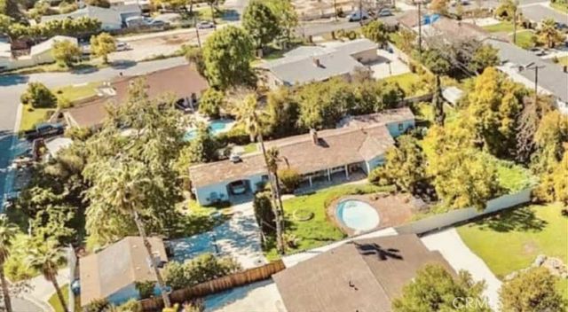 17107 Raymer Street, Sherwood Forest, CA 91325