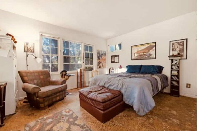 17107 Raymer Street, Sherwood Forest, CA 91325