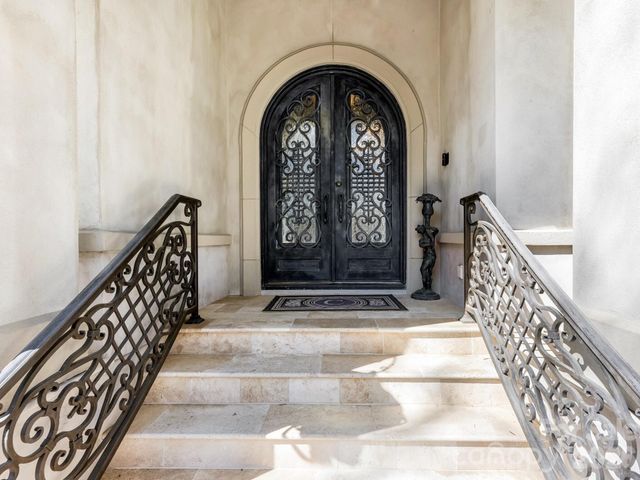 8524 Winged Bourne Road, Charlotte, NC 28210