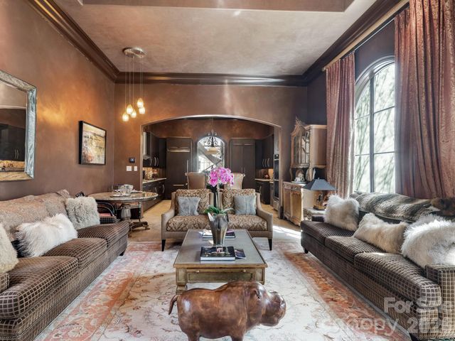 8524 Winged Bourne Road, Charlotte, NC 28210