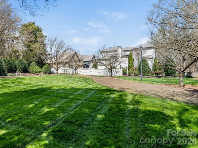 8524 Winged Bourne Road, Charlotte, NC 28210