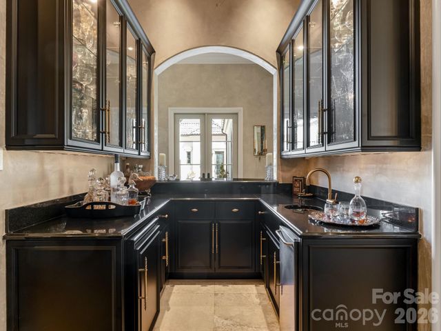 8524 Winged Bourne Road, Charlotte, NC 28210