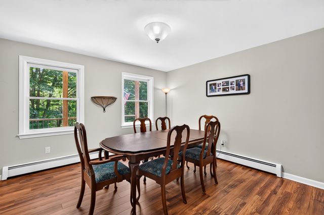 170 Queen Lake Rd, Phillipston, MA 01331
