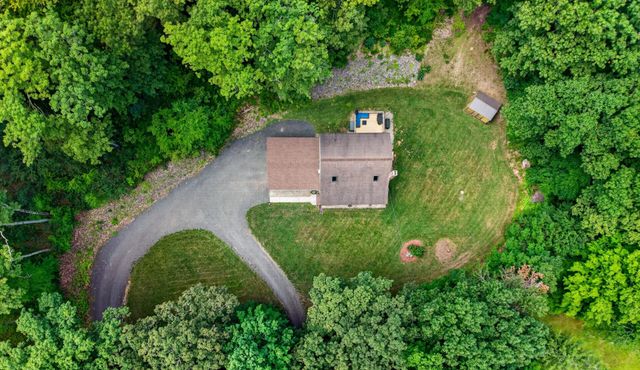 170 Queen Lake Rd, Phillipston, MA 01331