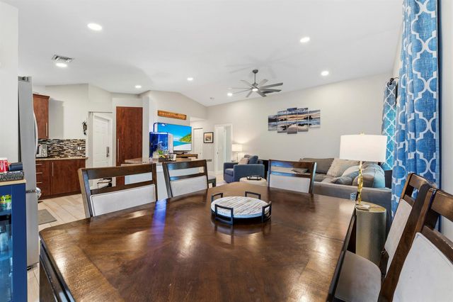1264 Pine Sage Circle, West Palm Beach, FL 33409