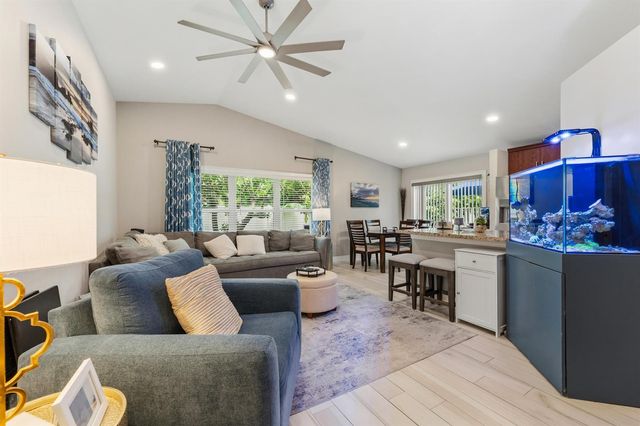 1264 Pine Sage Circle, West Palm Beach, FL 33409