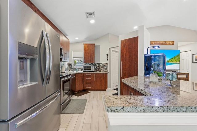 1264 Pine Sage Circle, West Palm Beach, FL 33409