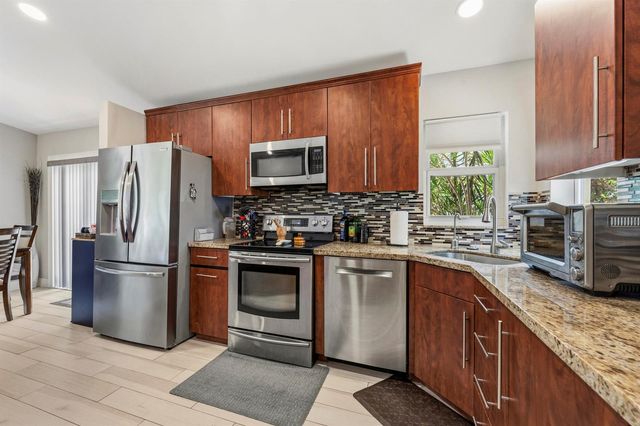 1264 Pine Sage Circle, West Palm Beach, FL 33409