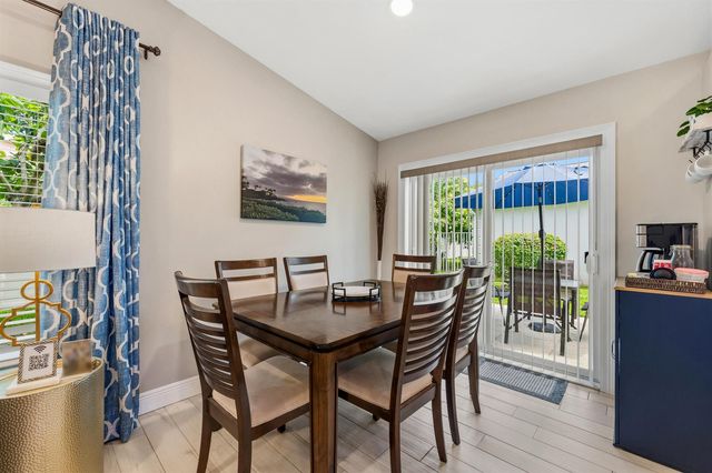 1264 Pine Sage Circle, West Palm Beach, FL 33409