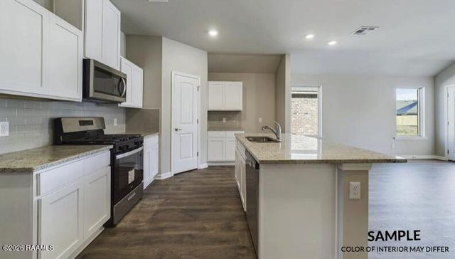 150 Ivywood Court, Duson, LA 70529