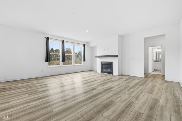 992 Kendrick Street, Greenwood, IN 46143