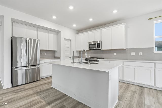 992 Kendrick Street, Greenwood, IN 46143