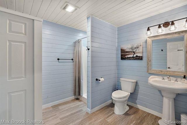 8580 Silver Creek Road, Whitehall, MI 49461