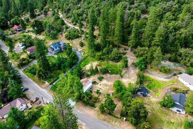 8355 Michigan Bluff Rd, Foresthill, CA 95631