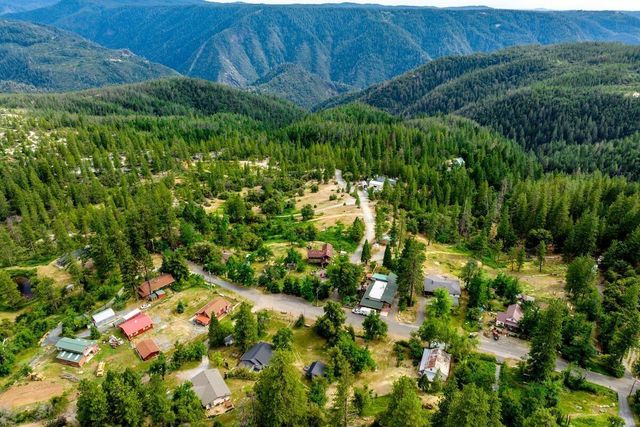 8355 Michigan Bluff Rd, Foresthill, CA 95631