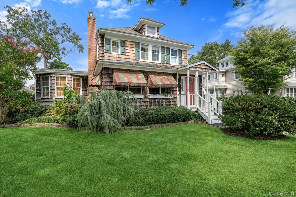 51 Hamilton Street, Sayville, NY 11782 — photo 2