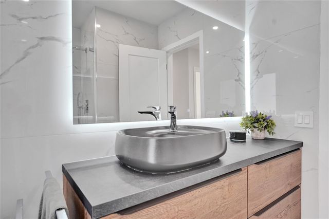 4030 Bayview Drive, Fort Lauderdale, FL 33308