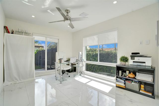 4030 Bayview Drive, Fort Lauderdale, FL 33308