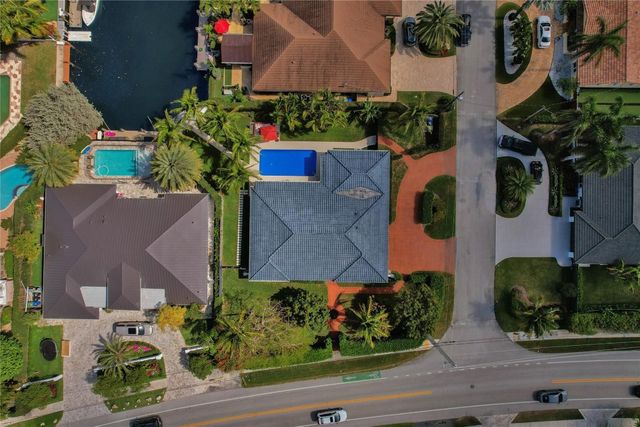 4030 Bayview Drive, Fort Lauderdale, FL 33308