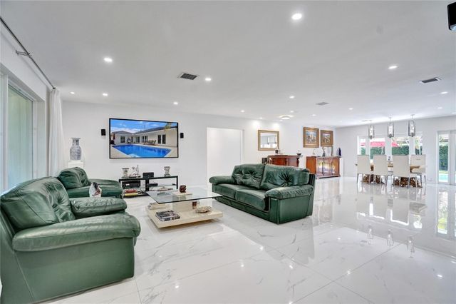 4030 Bayview Drive, Fort Lauderdale, FL 33308