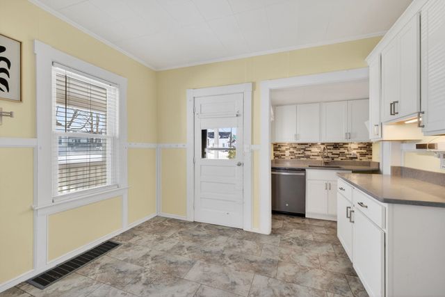 55 S Hall Street, Manchester, NH 03103