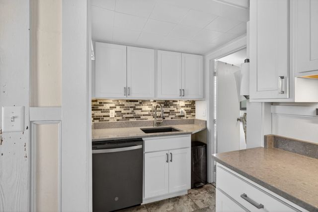 55 S Hall Street, Manchester, NH 03103