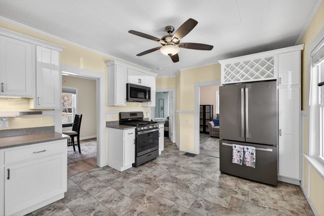 55 S Hall Street, Manchester, NH 03103