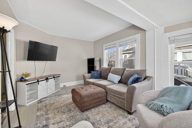 55 S Hall Street, Manchester, NH 03103