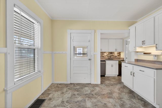 55 S Hall Street, Manchester, NH 03103