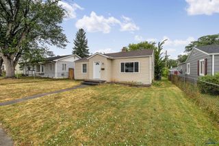 132 MEADE ST, Rapid City, SD 57701