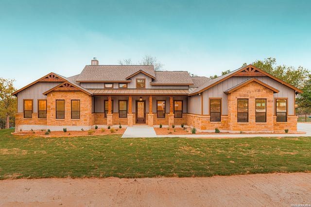152 Hondo Ridge, La Vernia, TX 78121